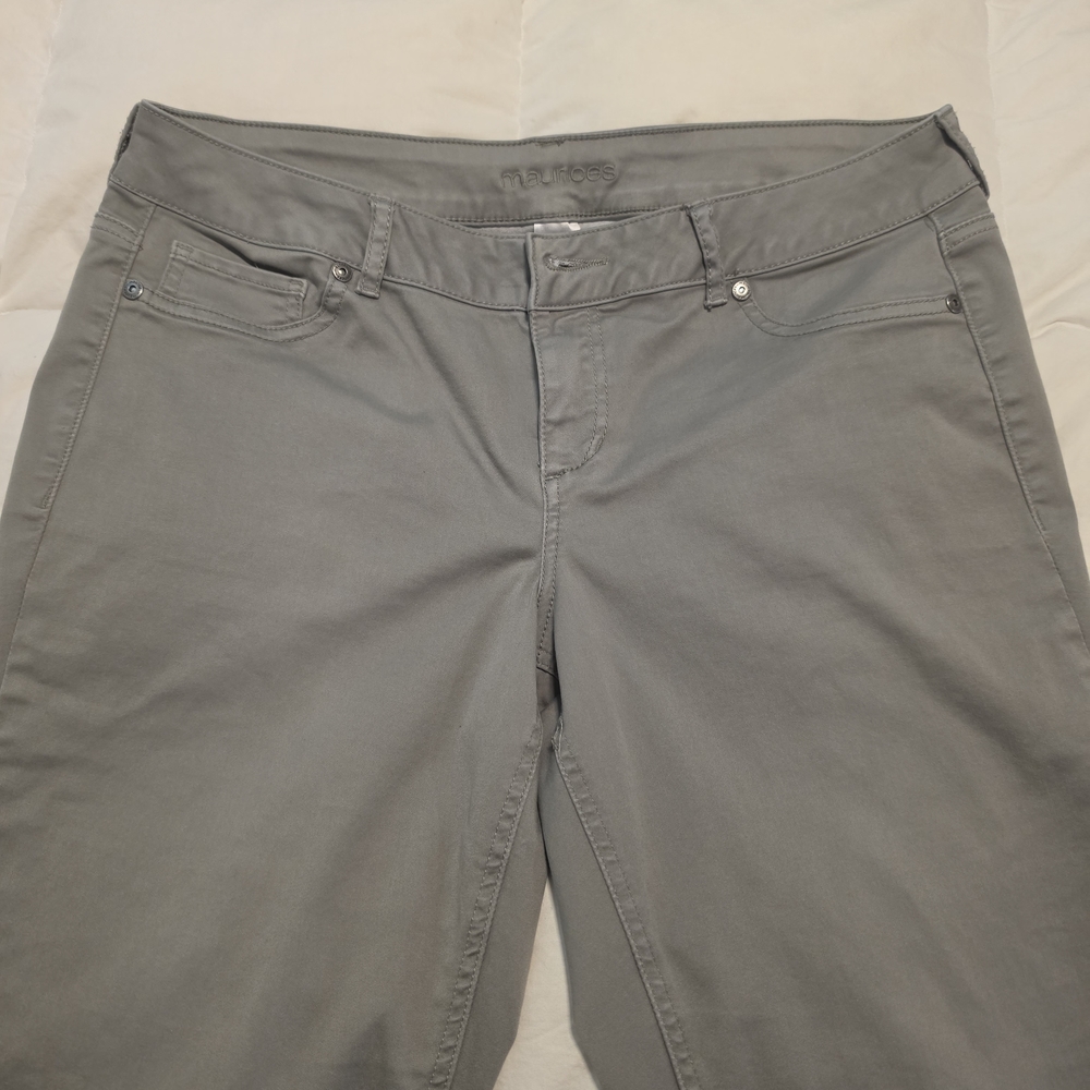 Maurices Women's Straight-Leg Jeans in Light Green/Grey